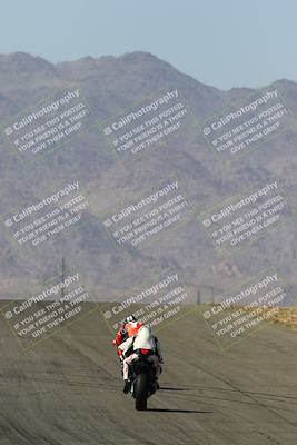 media/Mar-28-2022-Superbike Trackdays (Mon) [[b8603d0f67]]/Open Track Time/Turns 9 and 10/